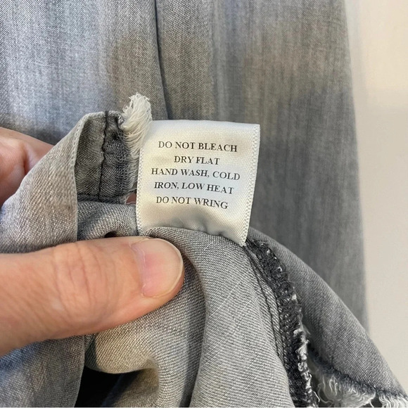 Follow the Sun Distressed Snap Front Tencel Shirt Size Large - Picture 10 of 10